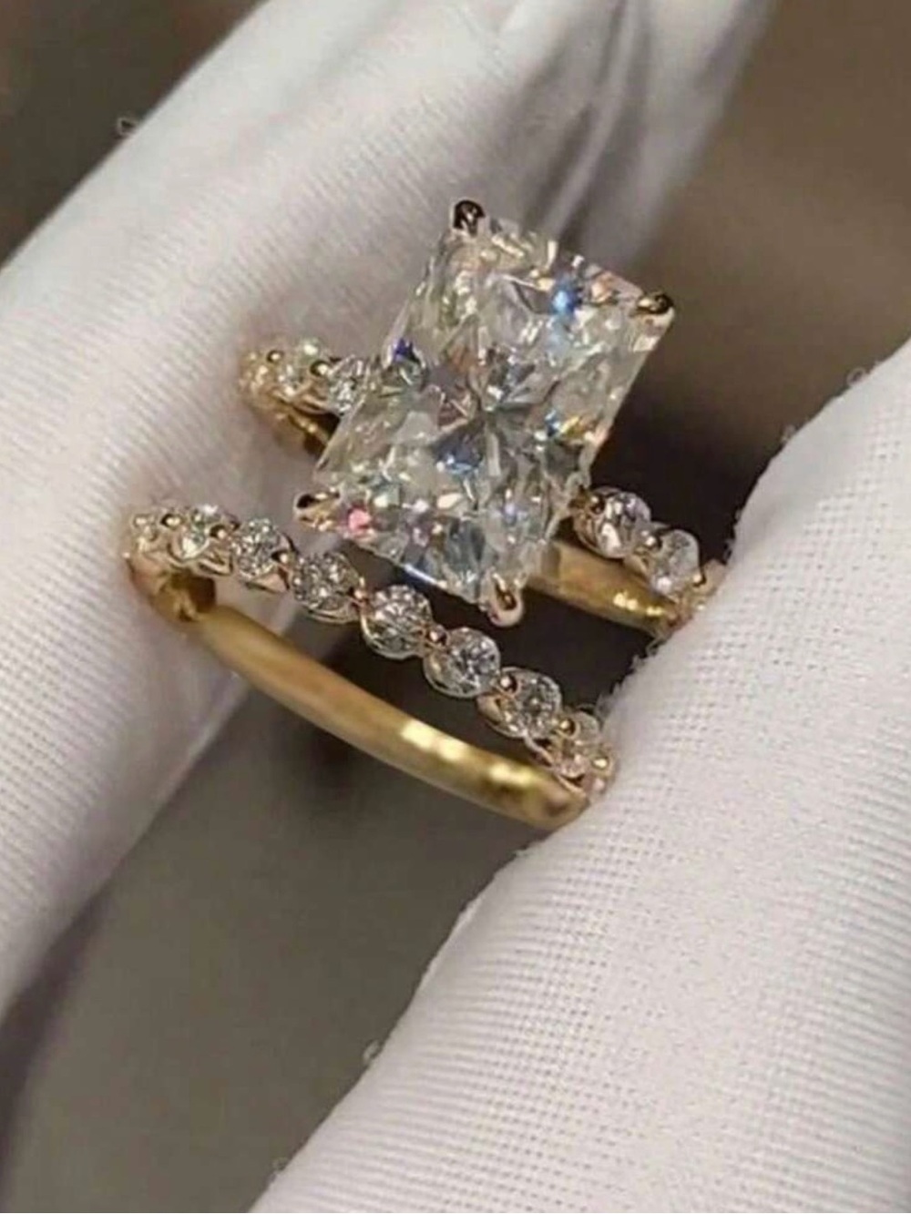 🆕 4.5 Carat Radiant Cut Bridal Ring Set for Women, S925 Silver Size 7